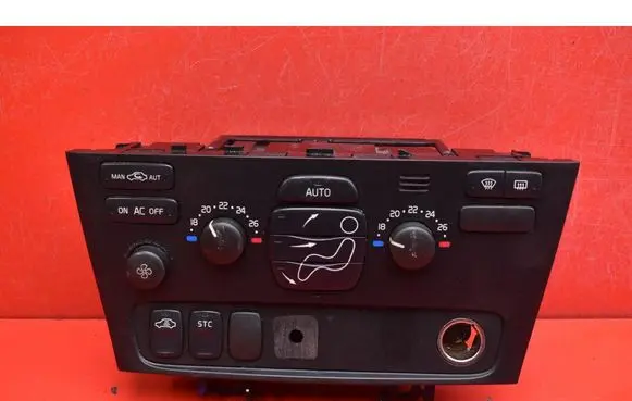 Volvo S60 Climate control unit 7923
