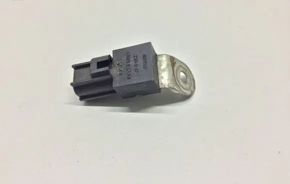 Chrysler Town u0026 Country V Combustion relay 68080837AB