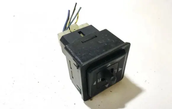 Mitsubishi Colt Wing mirror switch 2775