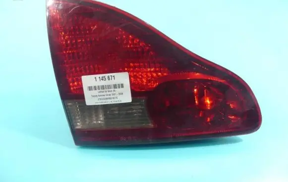 Toyota Avensis Verso Rear/tail lights IMPRK1145671