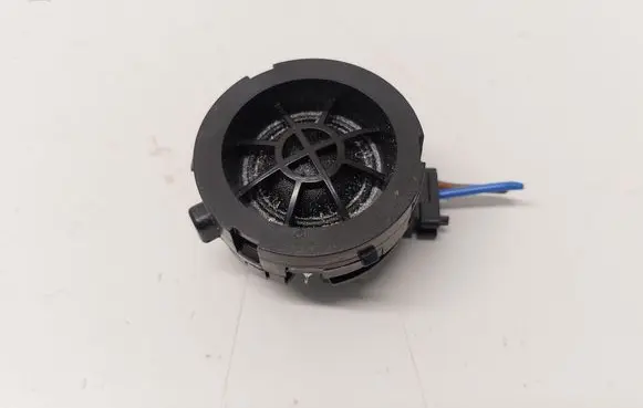 Opel Mokka X Front door high frequency speaker 13240946