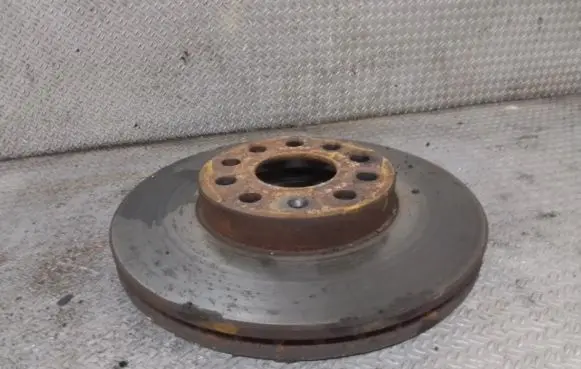 Skoda Octavia Mk2 (1Z) Front brake disc