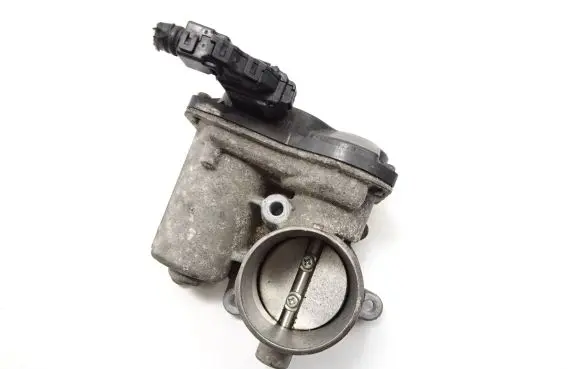 Suzuki Swift III Throttle body valve 160003B17 93820006 03520