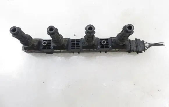 Opel Agila A High voltage ignition coil 0221503015
