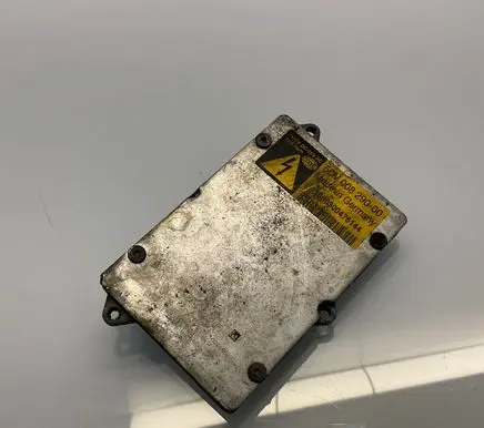 Mercedes-Benz E W211 Headlight ballast module Xenon 5DV00829000 85030047614A 850300476144