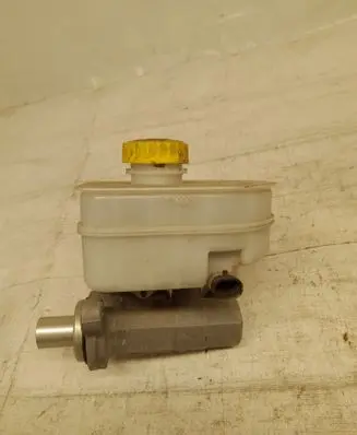 Iveco Daily 5th gen Master brake cylinder 0204255558 0204Y24469