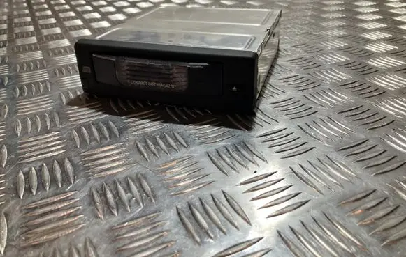 BMW 6 E63 E64 CD/DVD changer 9125240
