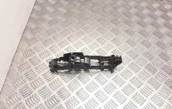 Rear door exterior handle/bracket