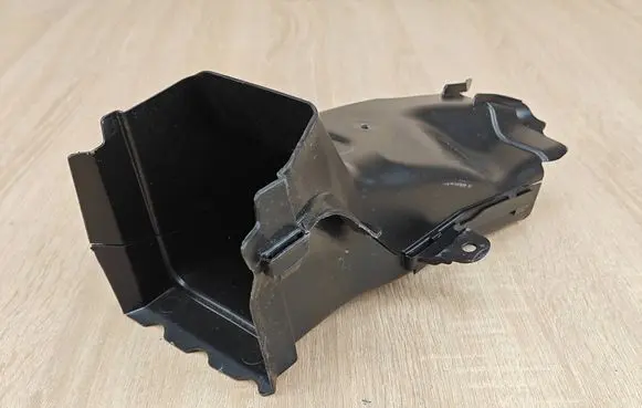 BMW 8 G16 Brake cooling air channel/duct 7359814