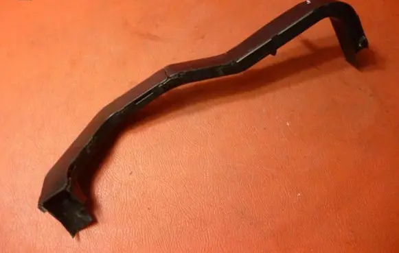 Ford Fiesta Engine mounting bracket
