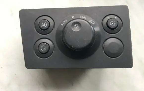 Light switch