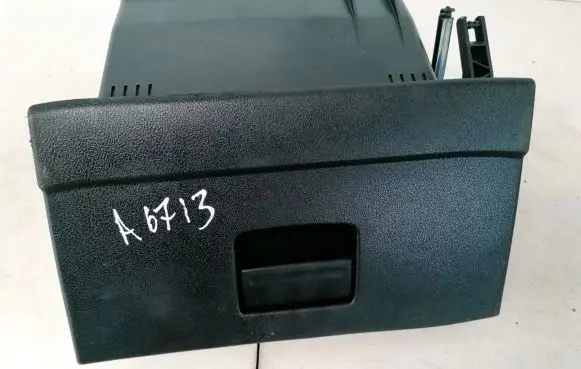 Ford Mondeo MK IV Glove box 7s71a06010 7s71-a06010