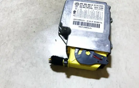 Audi A6 S6 C6 4F Airbag control unit/module 4f0959655b 5wk43416