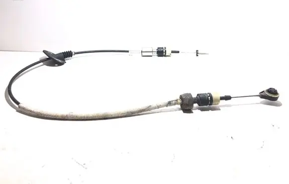 Gear shift cable linkage