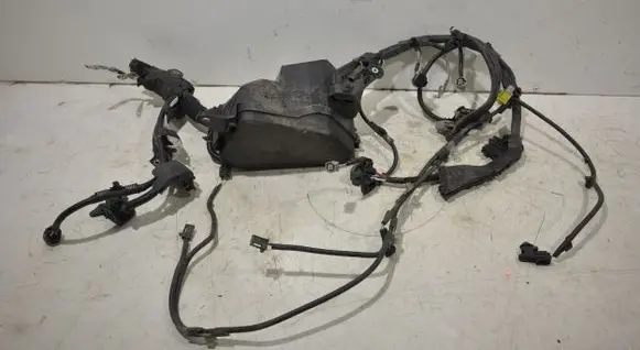 Toyota RAV 4 (XA50) Fuse box set 8266242660