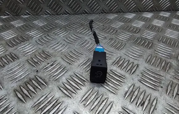 Nissan Qashqai Traction control (ASR) switch 08349 083491 1VA0A