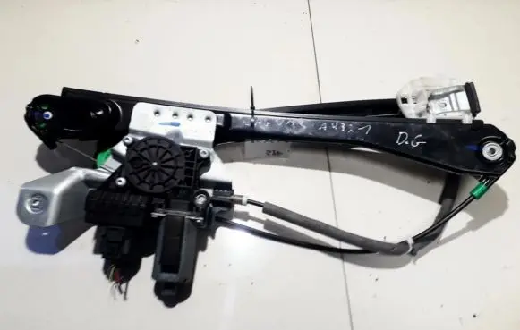 Sliding door window regulator with motor