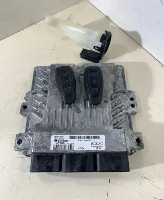 Ford Focus Engine ECU kit and lock set BV6112A650NF