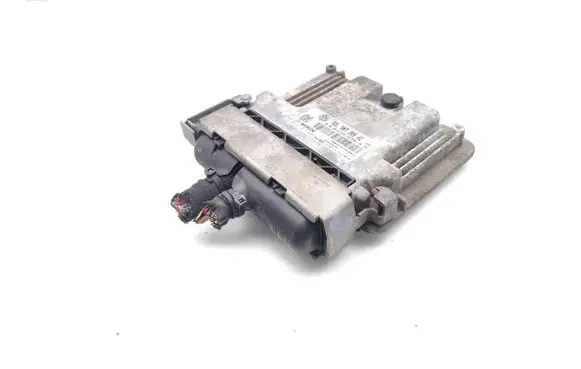 Volkswagen PASSAT B7 Engine control unit/module 03L907309AE 0281017946 1039S48626