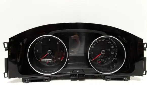 Speedometer (instrument cluster)