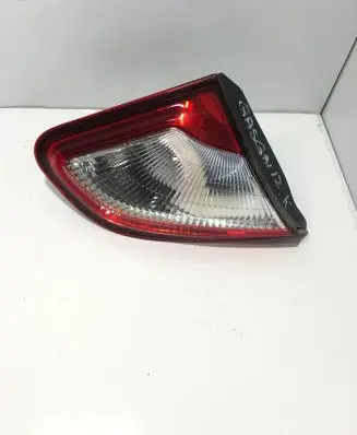 Nissan Qashqai Tailgate rear/tail lights B26555BR01A 89503189 210512