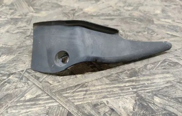 Citroen DS7 Crossback Windshield trim 9817550477