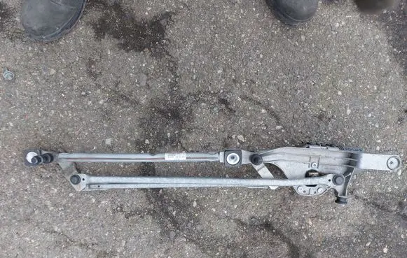 Ford Focus Front wiper linkage and motor 4M5117504AC 3397020850