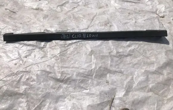Renault Clio IV Front sill (body part) 8201289561