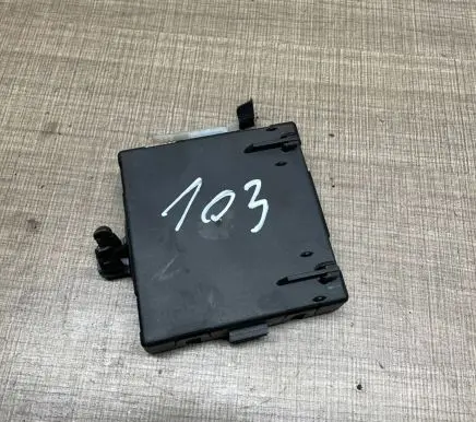 Mercedes-Benz C W204 Door control unit/module A2129003914 A2129011405 A2129020906