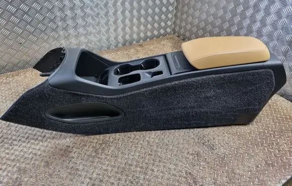 Volvo XC40 Center console 32226485