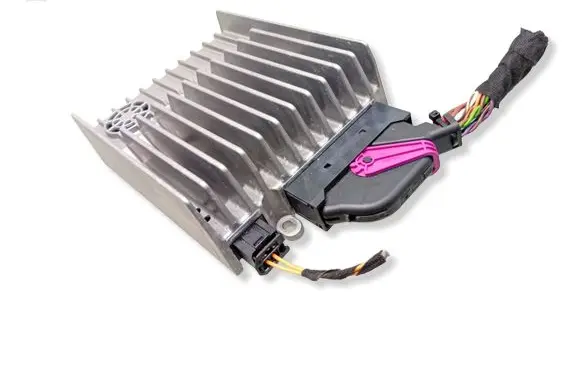 Mercedes-Benz B W246 W242 Sound amplifier A2469008213