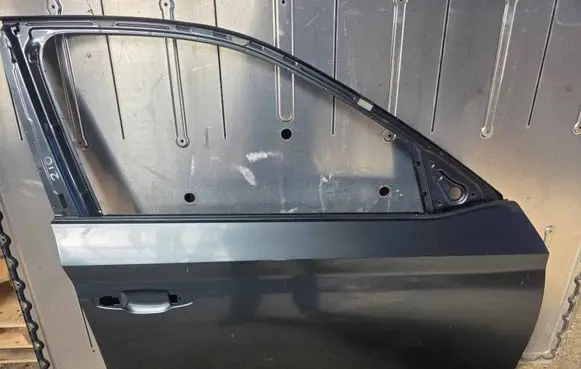 Skoda Kamiq Front door 