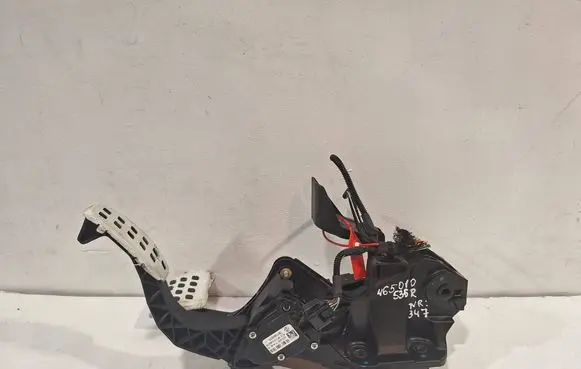 Renault Clio V Accelerator throttle pedal 180108467R