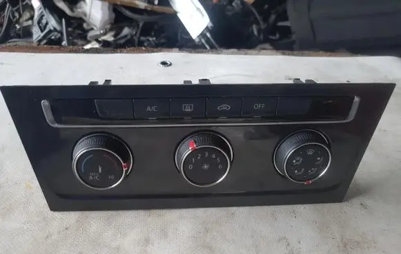 Volkswagen Golf VII Climate control unit 5G0907426AQ