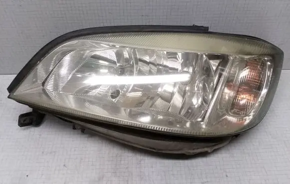 Opel Zafira A Headlight/headlamp 89100054