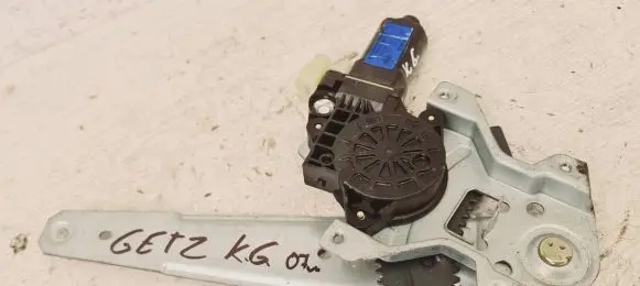 Hyundai Getz Rear door window regulator with motor 988101C200