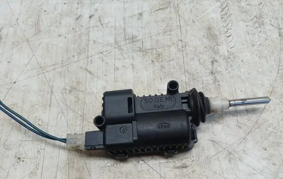 Opel Zafira B Fuel tank cap lock 13158426 430036418