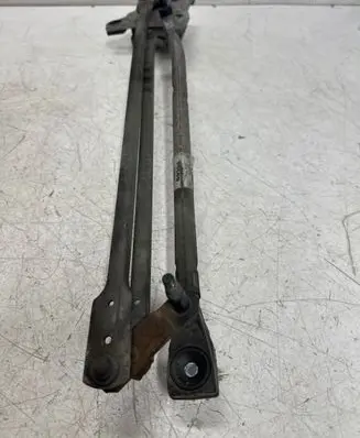 Volvo S40 Front wiper linkage and motor 30699342