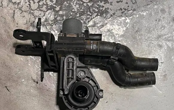 Audi A6 S6 C6 4F Coolant heater control valve 4F1959617A