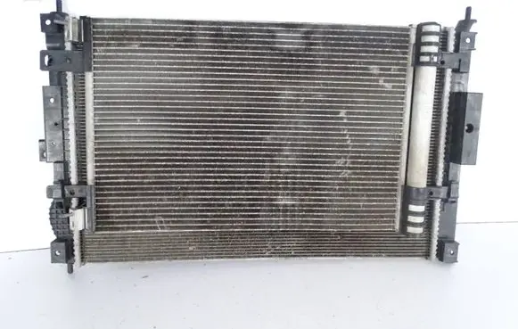 Peugeot 308 Coolant radiator P9675747980
