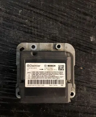 Mercedes-Benz Sprinter W906 Airbag control unit/module A0009004802
