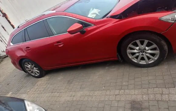 Mazda 6 Front door