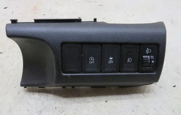 Suzuki Vitara (LY) Other switches/knobs/shifts KRIS235789