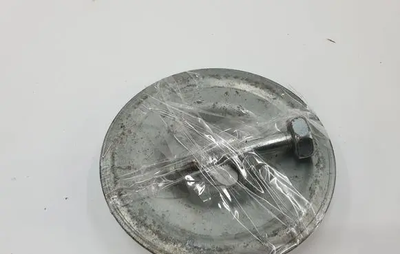 Mazda 3 I Spare wheel mounting bracket 