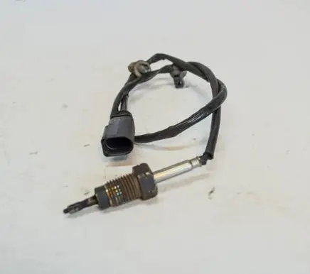 Audi A4 S4 B8 8K Oil temperature sensor 03L906088BE