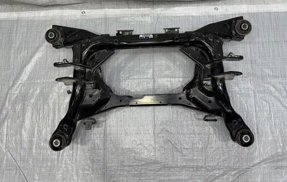 Jaguar F-Pace Rear axle beam 