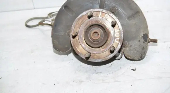 Fiat Freemont Front wheel hub