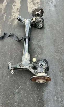 Citroen C5 Aircross Rear axle beam 9833974880