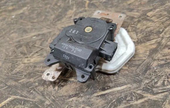 Honda Civic A/C air flow flap actuator/motor AW0638001960