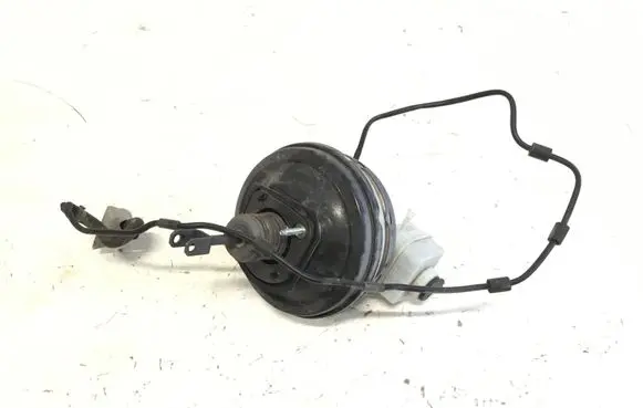 BMW 6 F12 F13 Brake booster 6796726